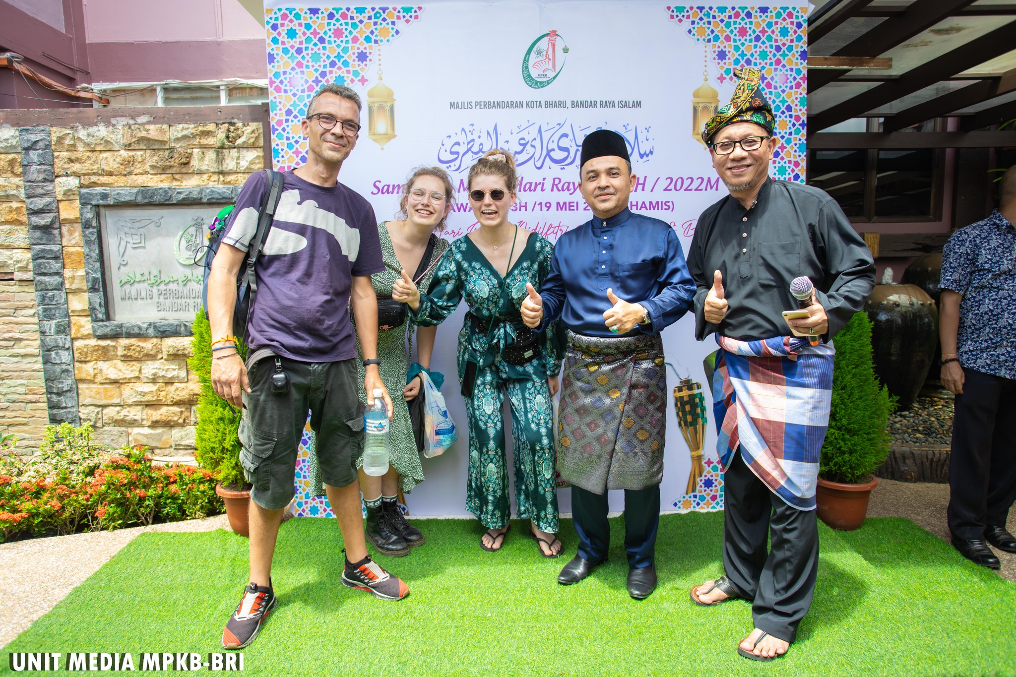 Raya1