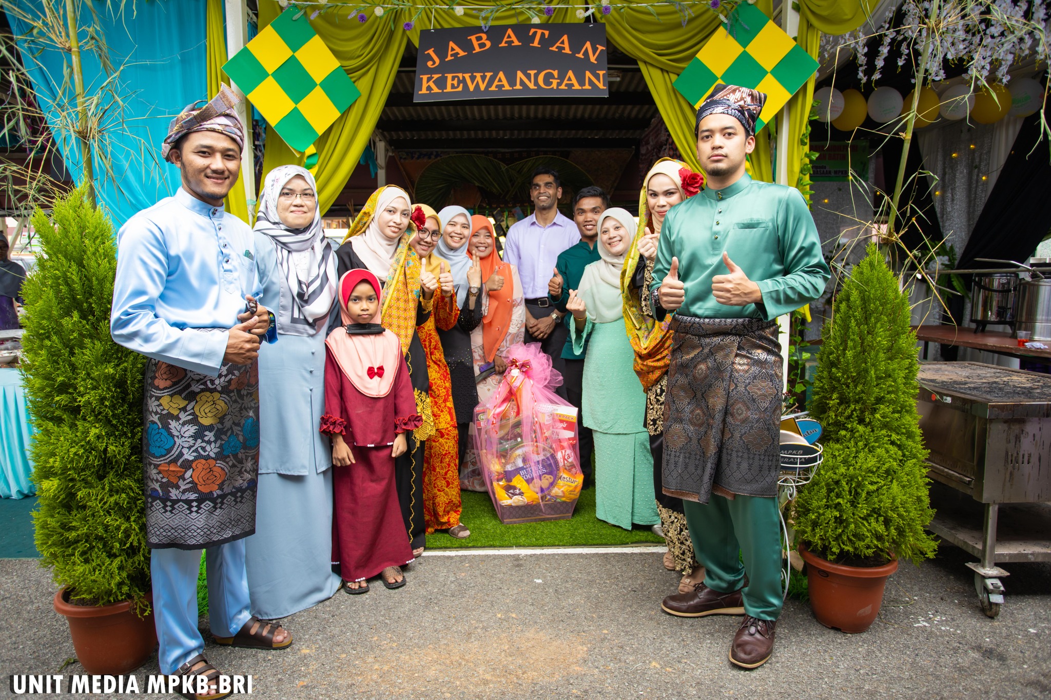 Raya4